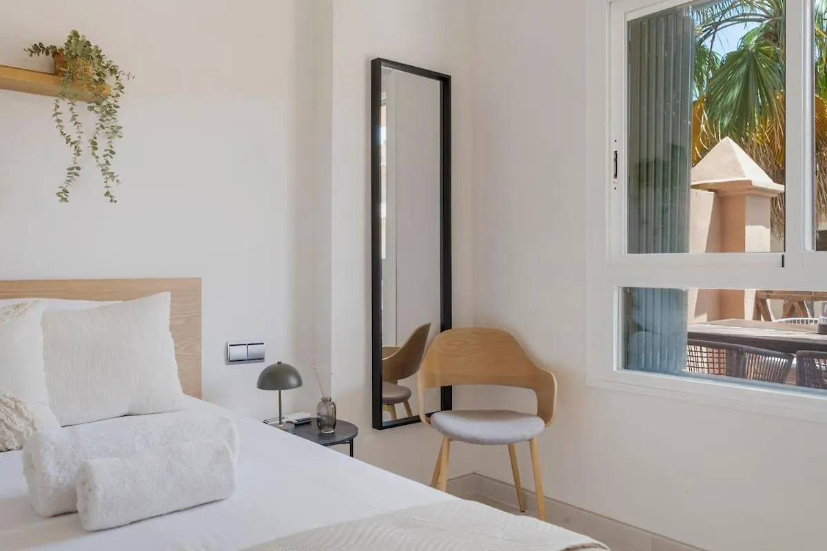 New Modern Apartment, 2Br, Pool, Flores Del Golf MIJAS COSTA